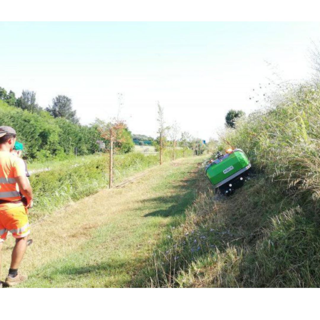 destroçador robofox elétricocarril 20 - carril.pt - Carril.pt