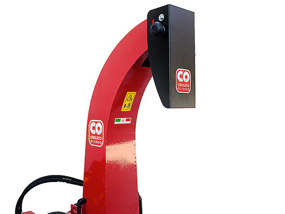 biotriturador-ceccato-triton-mega-monster-professional-wheeled-garden-shredder-honda-gx690-engine-3-belt-drive-with-reinforced-belts-carril6 - carril.pt - Carril.pt