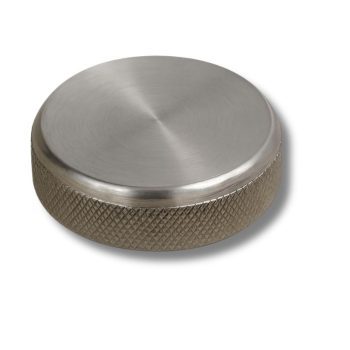 Peça de fecho em aço inoxidável, ideal para vedação de sistemas de nível.