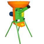 Imagem do moinho elétrico Delta Plus MH.DELTAP11, compacta, com martelos, crivos e facas, usado como moinho de milho e triturador de espiga até 500 kg/h. - Carril.pt